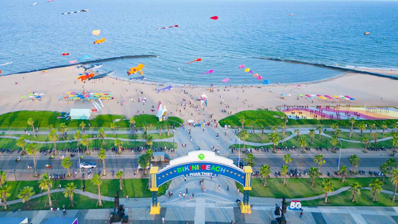 Bikini Beach NovaWorld